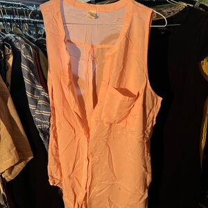 Sleeveless Peach pink old navy Blouse large